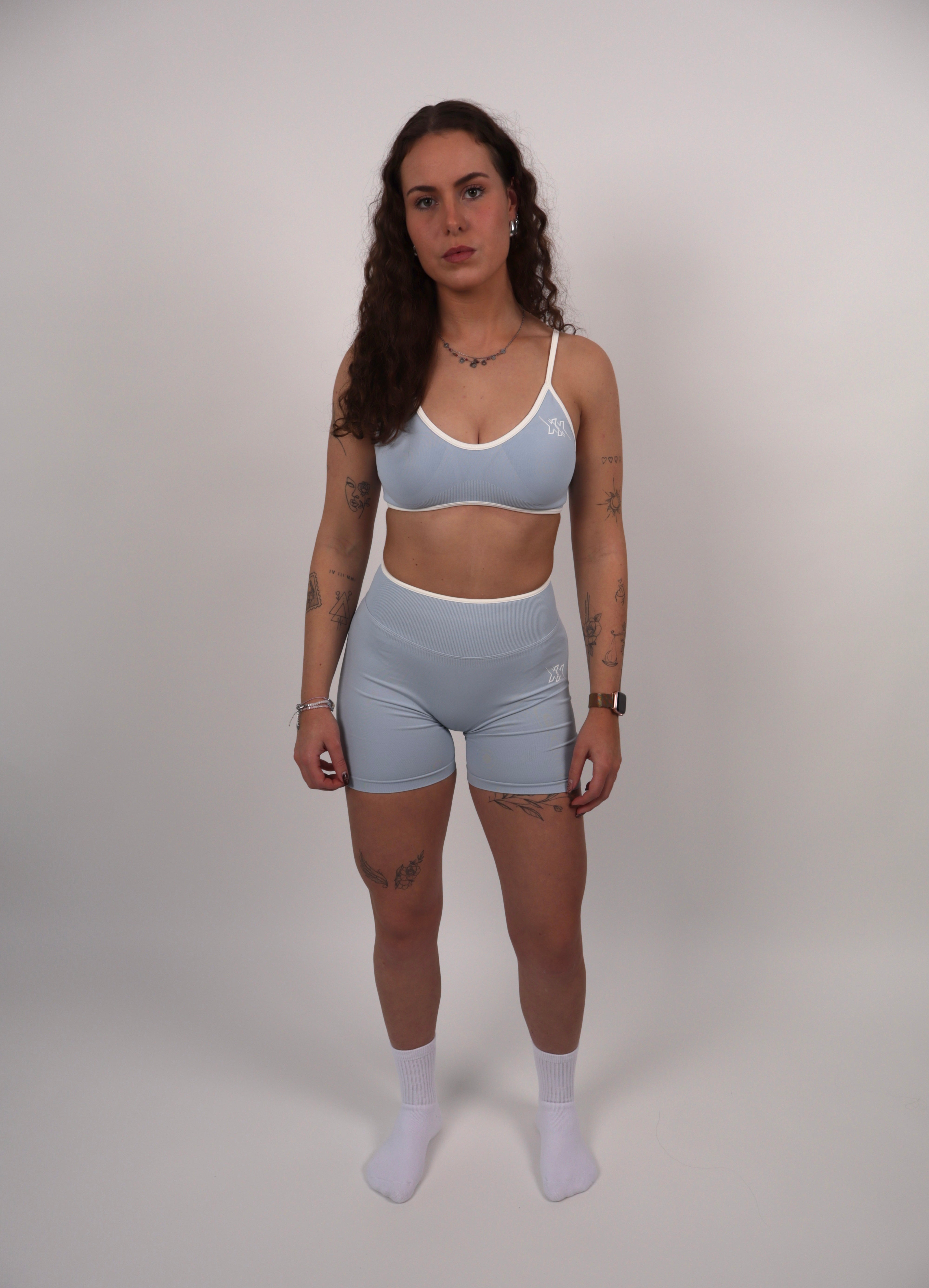 Contourline Scrunch Shorts – Ice Blue